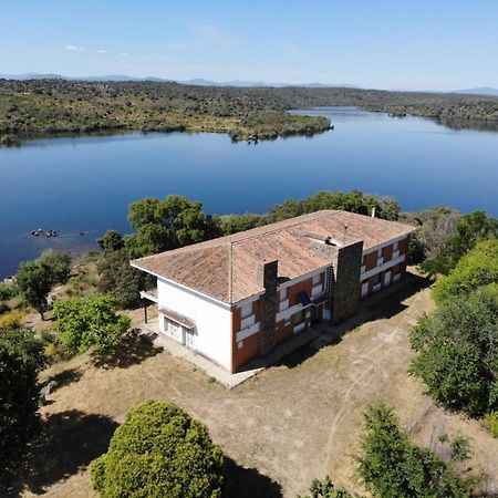 Albergue Alagon Natura Valdeobispo Exteriér fotografie